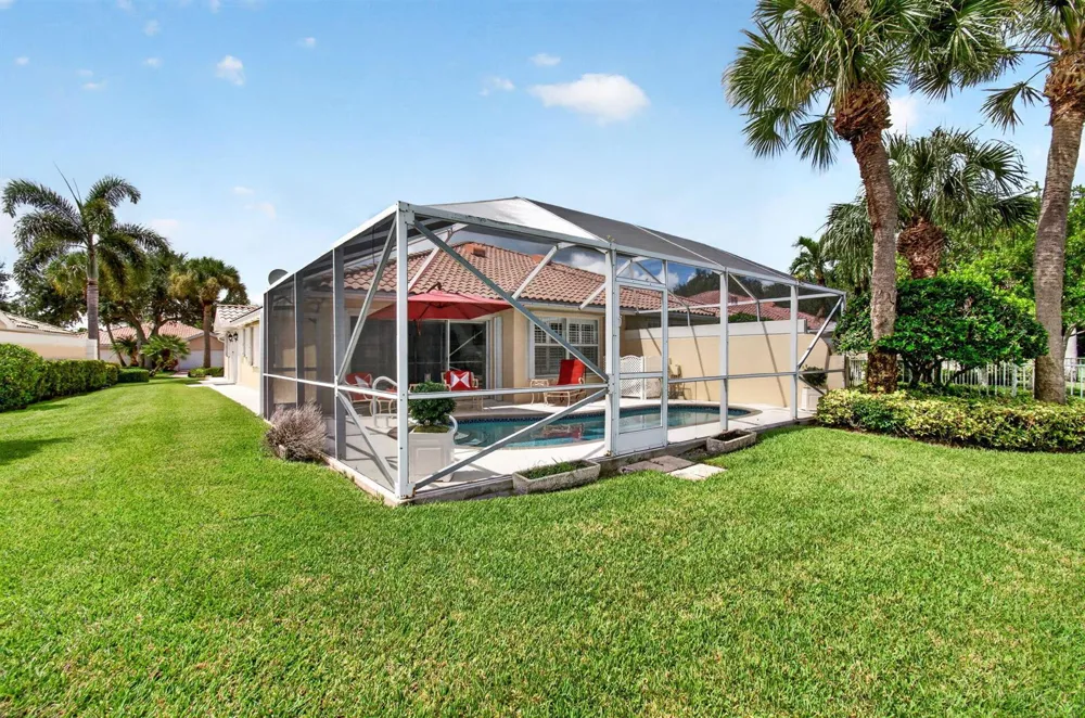 8403 Cozumel Lane Wellington, FL 33414