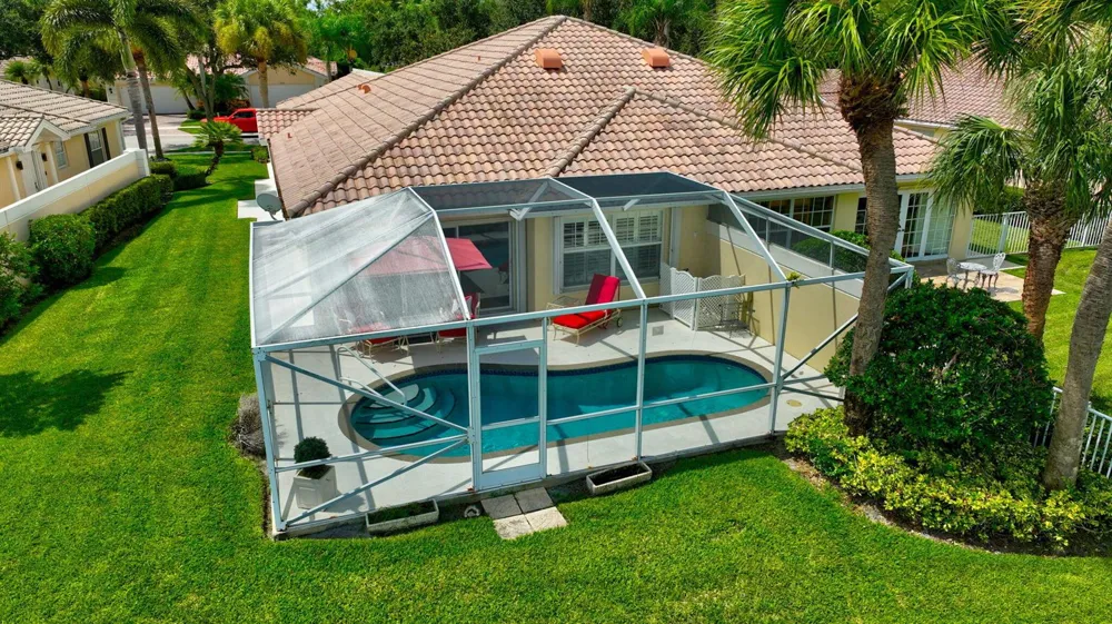 8403 Cozumel Lane Wellington, FL 33414