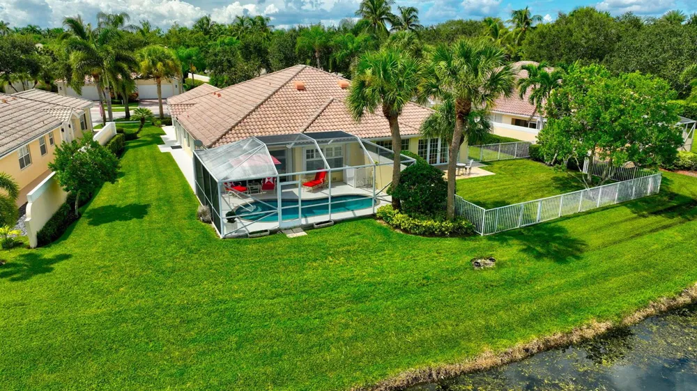 8403 Cozumel Lane Wellington, FL 33414
