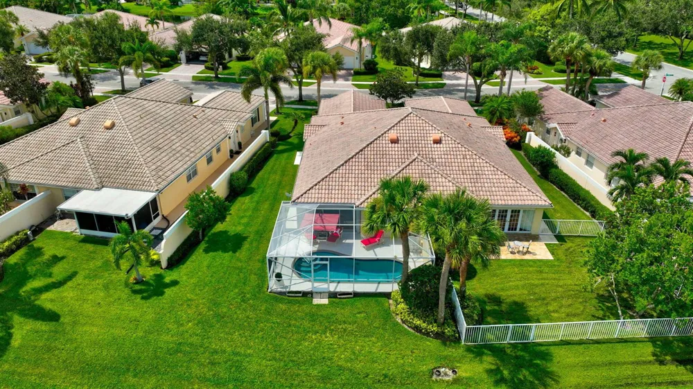 8403 Cozumel Lane Wellington, FL 33414
