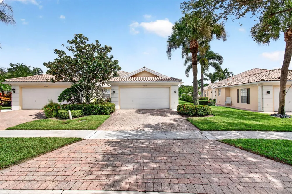 8403 Cozumel Lane Wellington, FL 33414