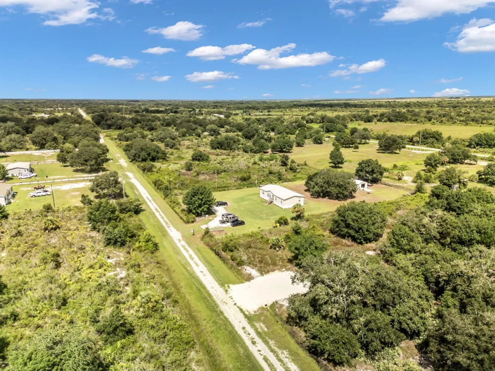 19683 NW 302ND STREET Okeechobee, FL 34972
