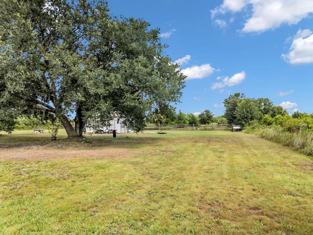 19683 NW 302ND STREET Okeechobee, FL 34972