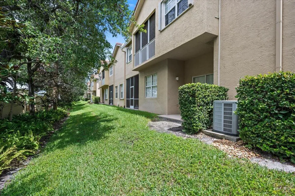 113 LIGHTHOUSE CIRCLE #C Tequesta, FL 33469