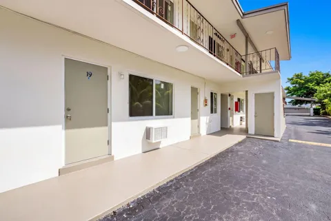 60 NW 79TH STREET #19