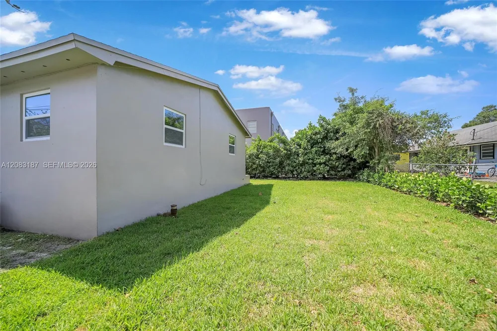 6210 SW 59th Pl #0 South Miami, FL 33143