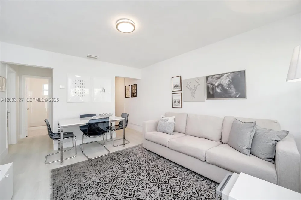 6210 SW 59th Pl #0 South Miami, FL 33143