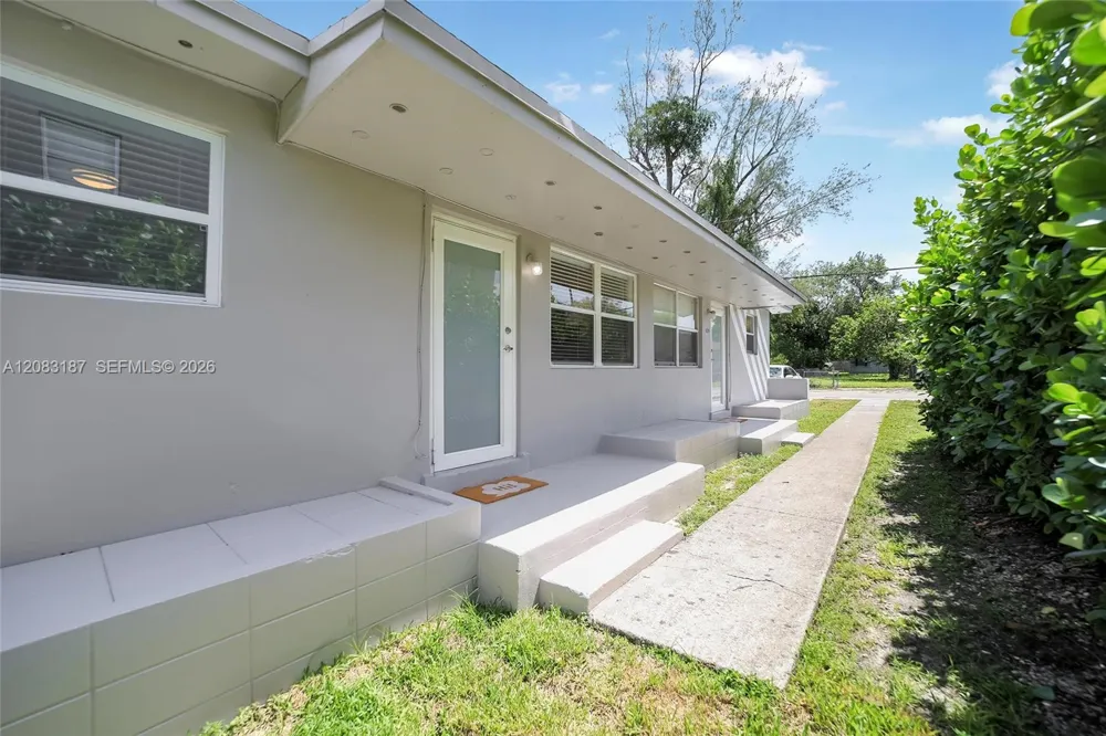 6210 SW 59th Pl #0 South Miami, FL 33143