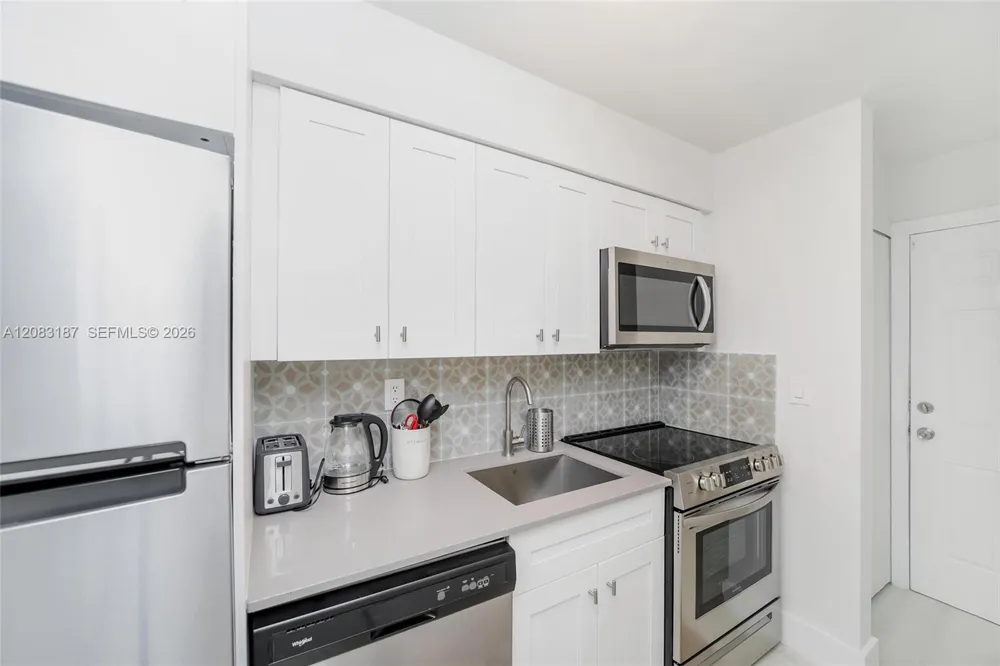6210 SW 59th Pl #0 South Miami, FL 33143