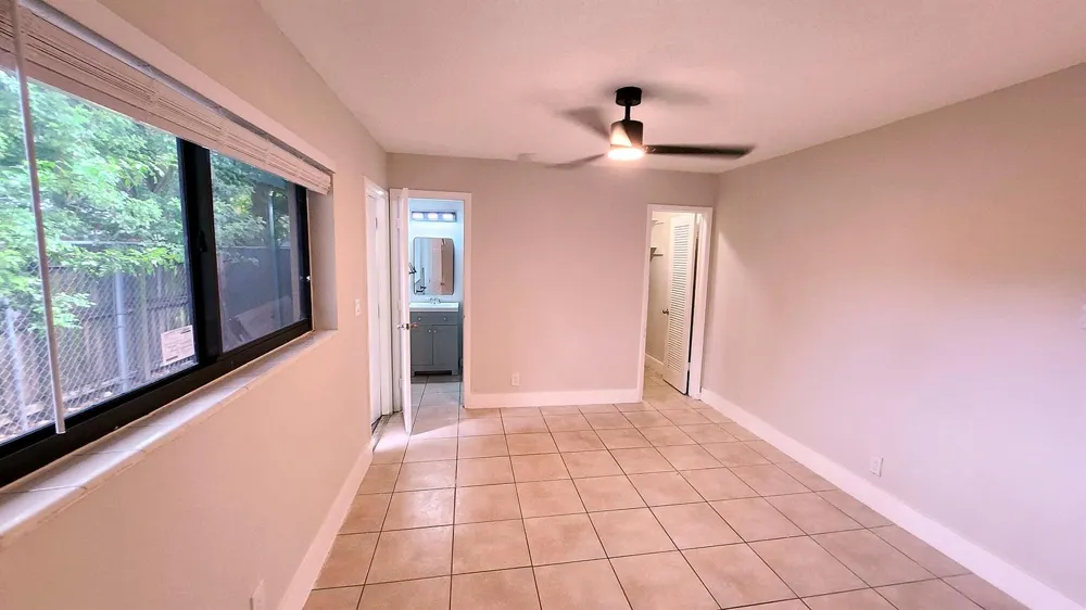 435 NW 41ST STREET #4 Oakland Park, FL 33309