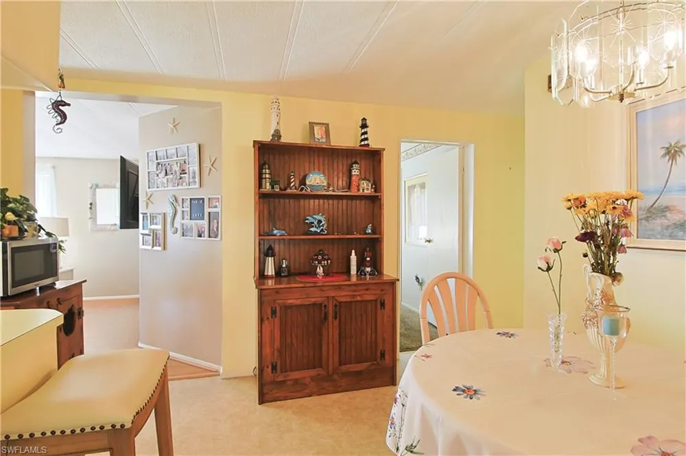 4 Fig Street Alva, FL 33920