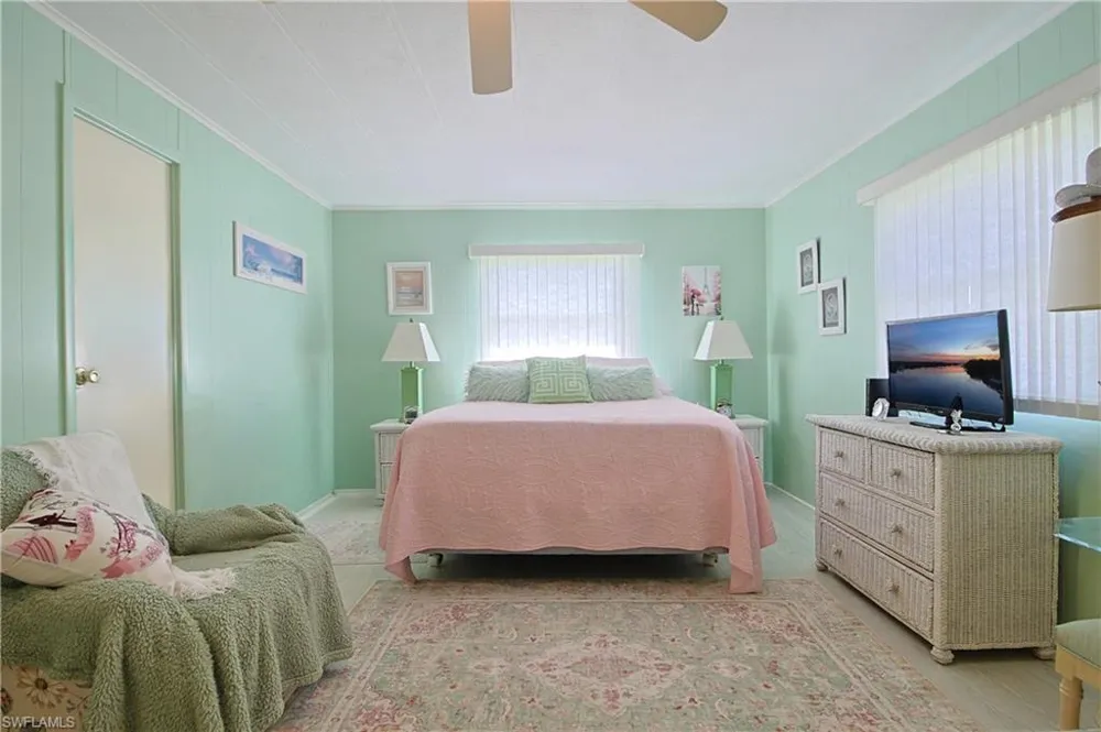 4 Fig Street Alva, FL 33920