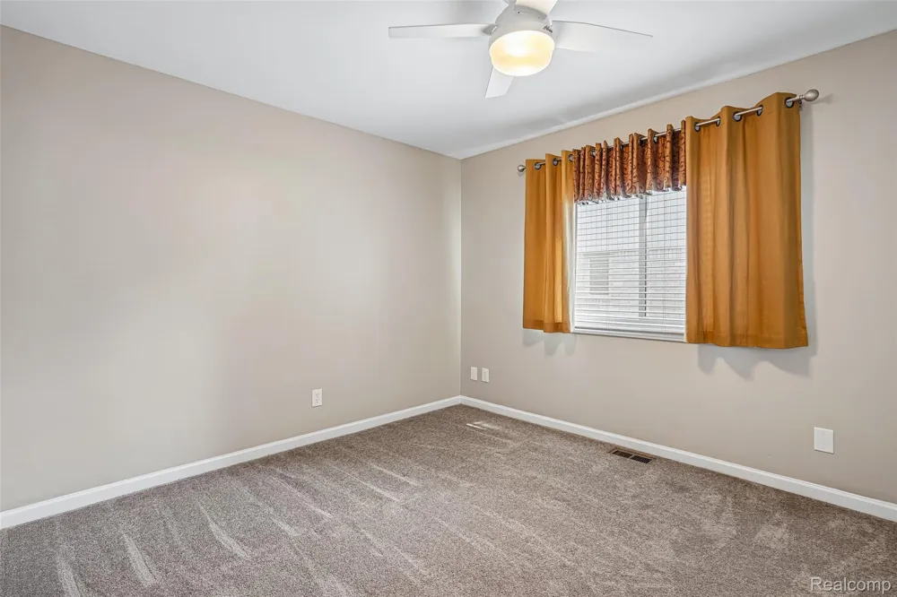 1781 S Shore Drive Rochester Hills City, MI 48307