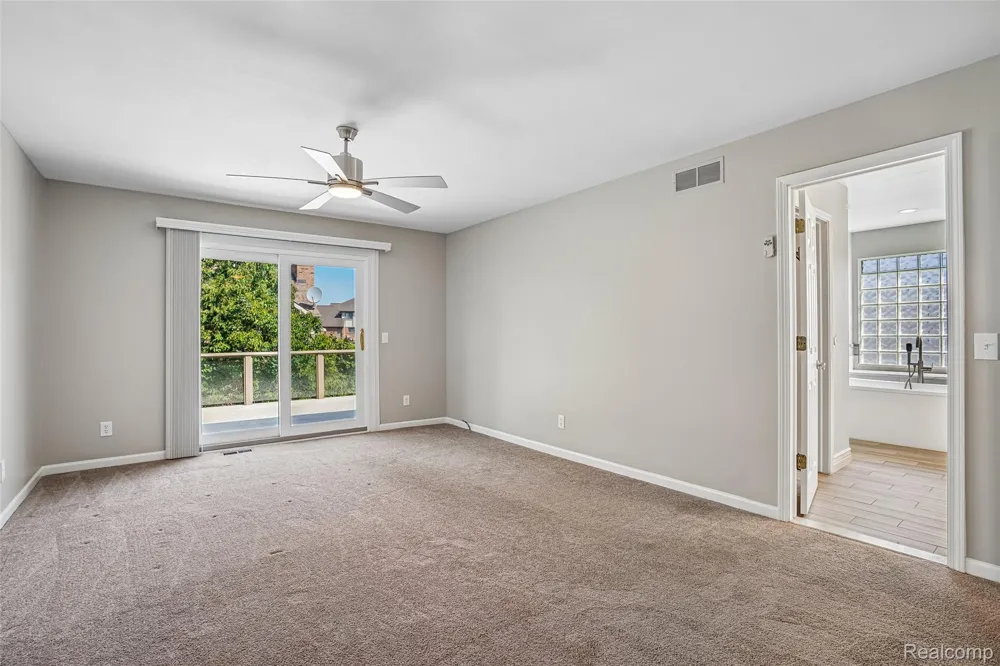 1781 S Shore Drive Rochester Hills City, MI 48307