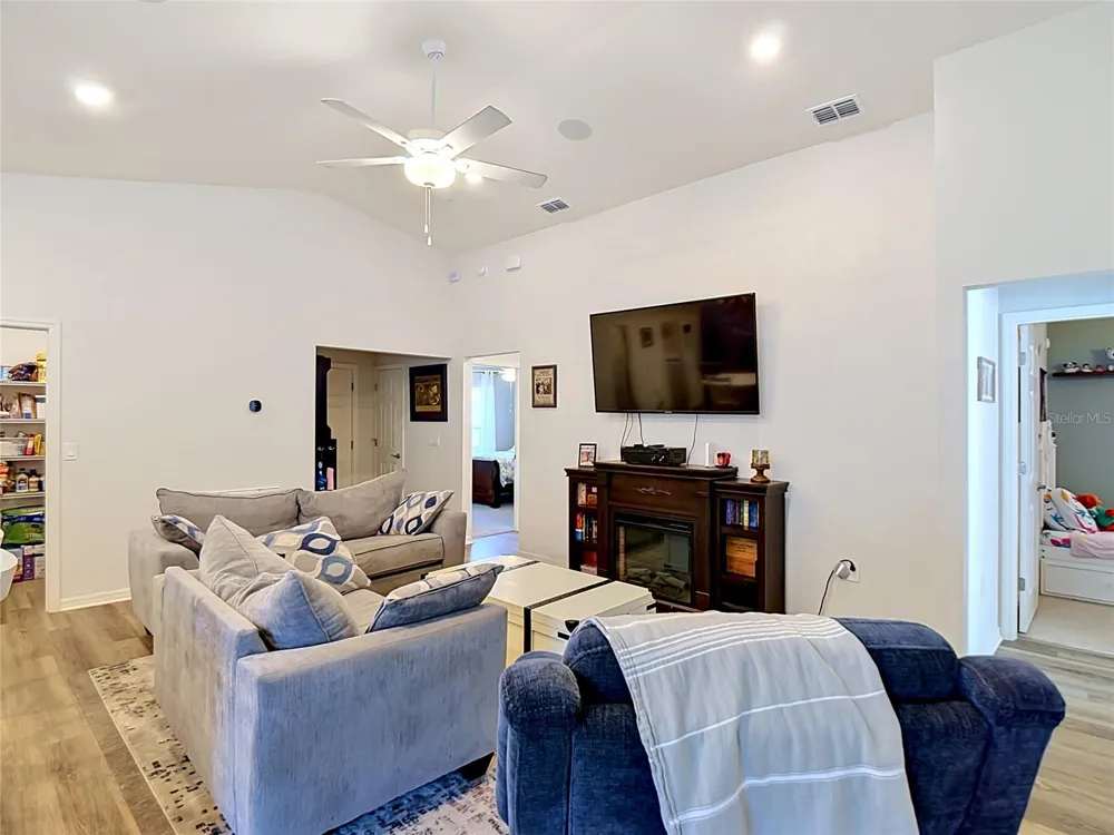 609 AMBLESIDE DRIVE Haines City, FL 33844