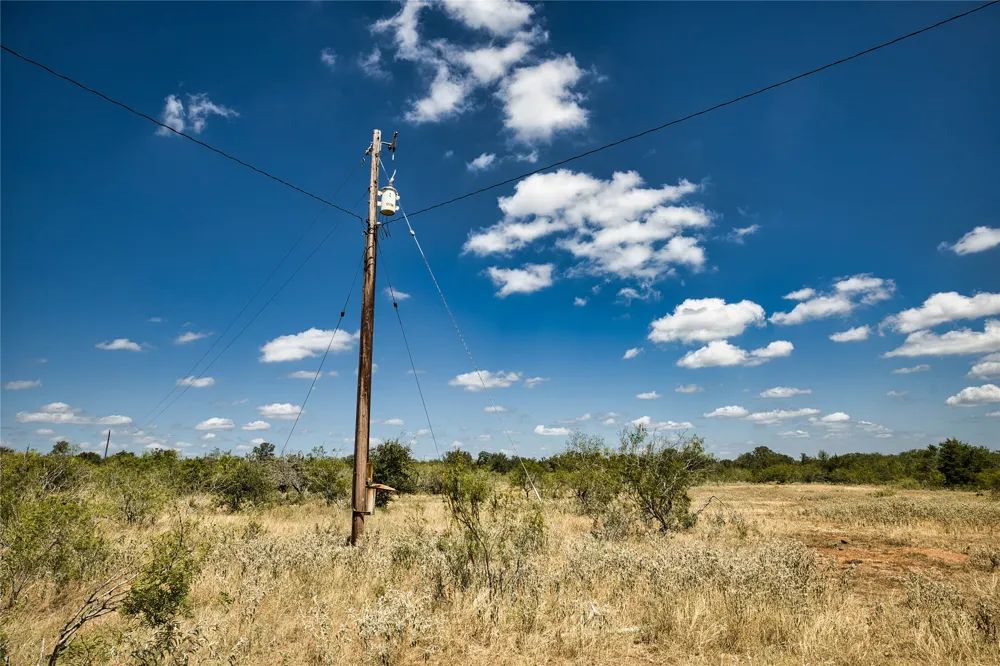 7780 Taylorsville Rd. Dale, TX 78666