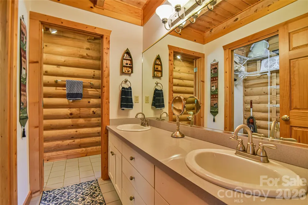 27 Winn Drive Leicester, NC 28748