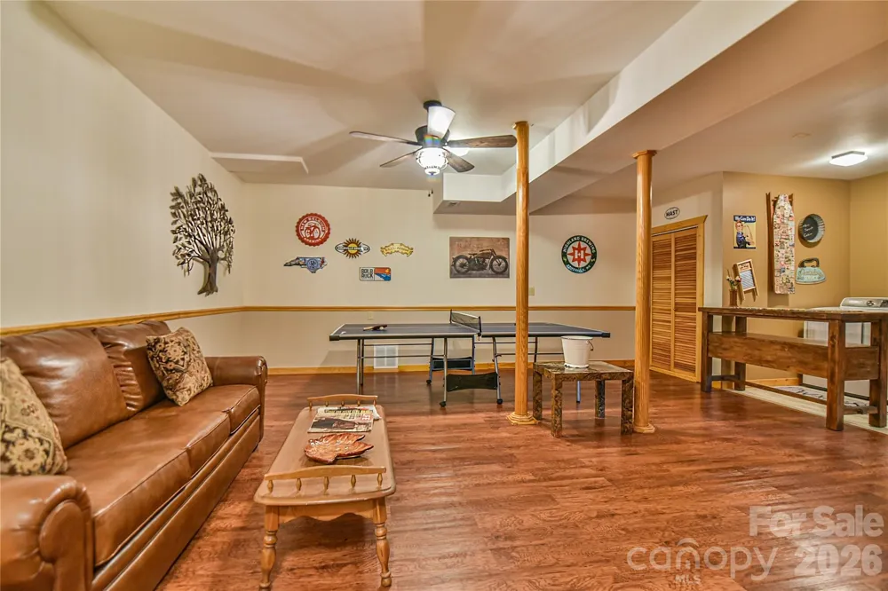 27 Winn Drive Leicester, NC 28748