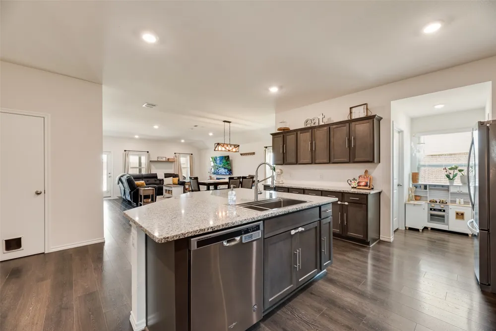 4301 Pyramid Drive Forney, TX 75126