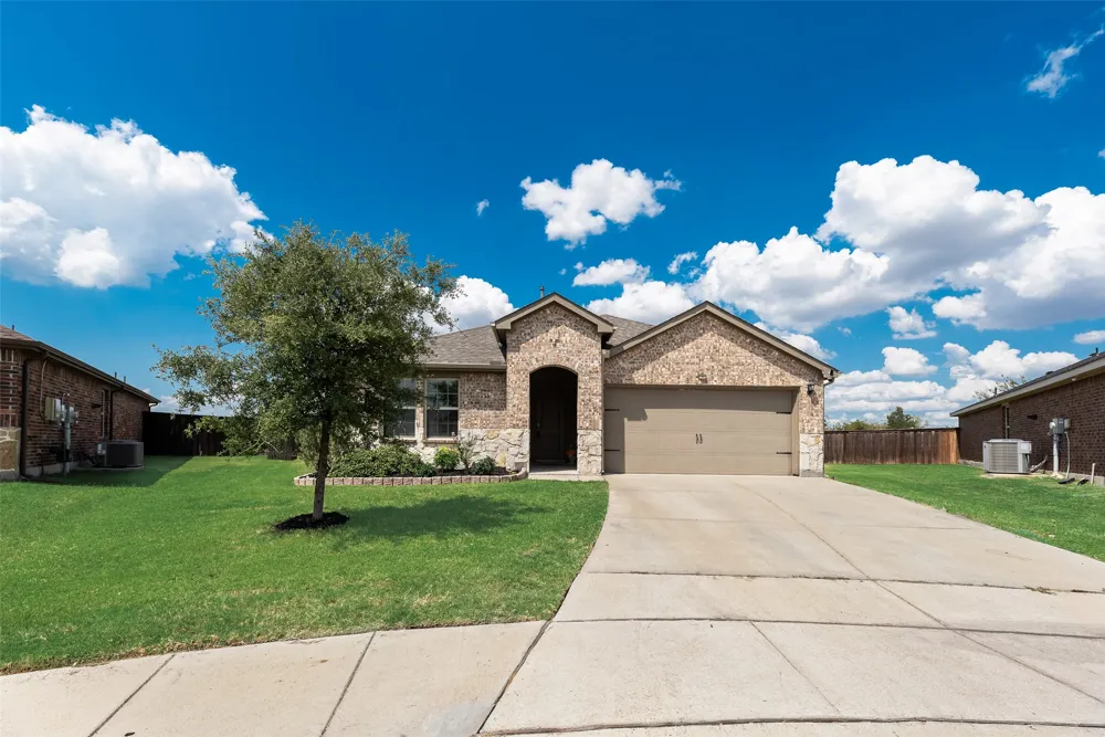 4301 Pyramid Drive Forney, TX 75126