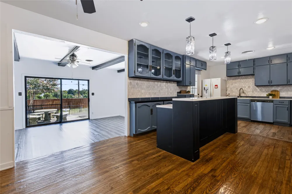 732 Hurstview Drive Hurst, TX 76053