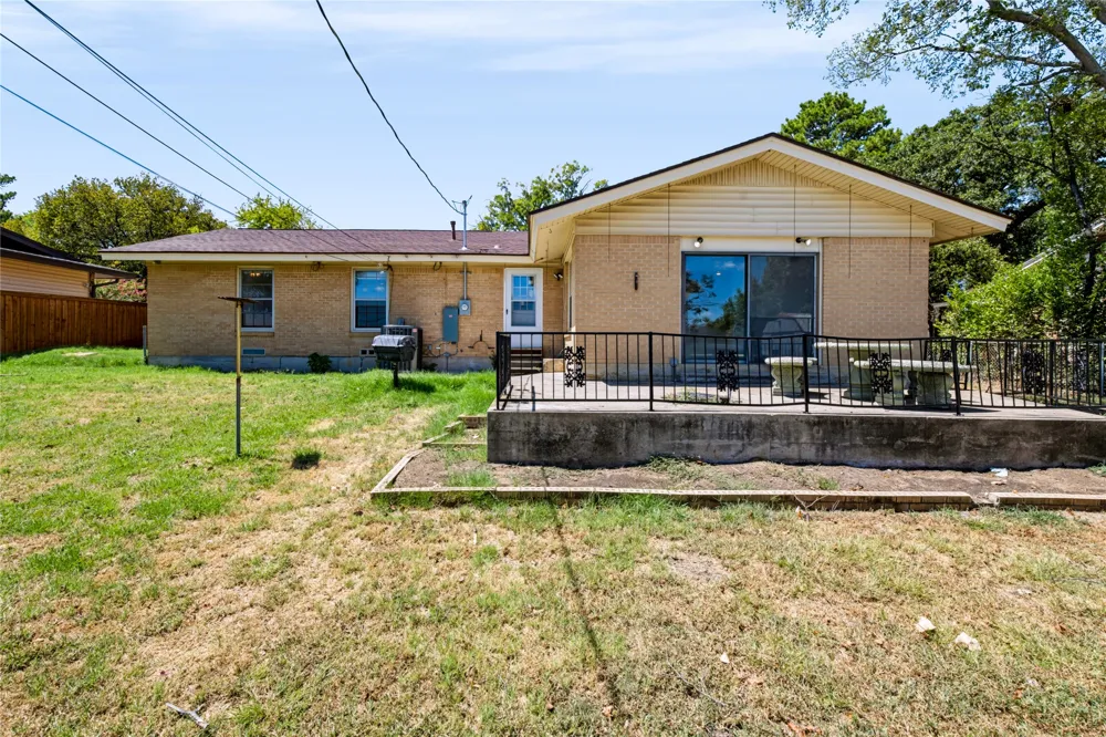 732 Hurstview Drive Hurst, TX 76053