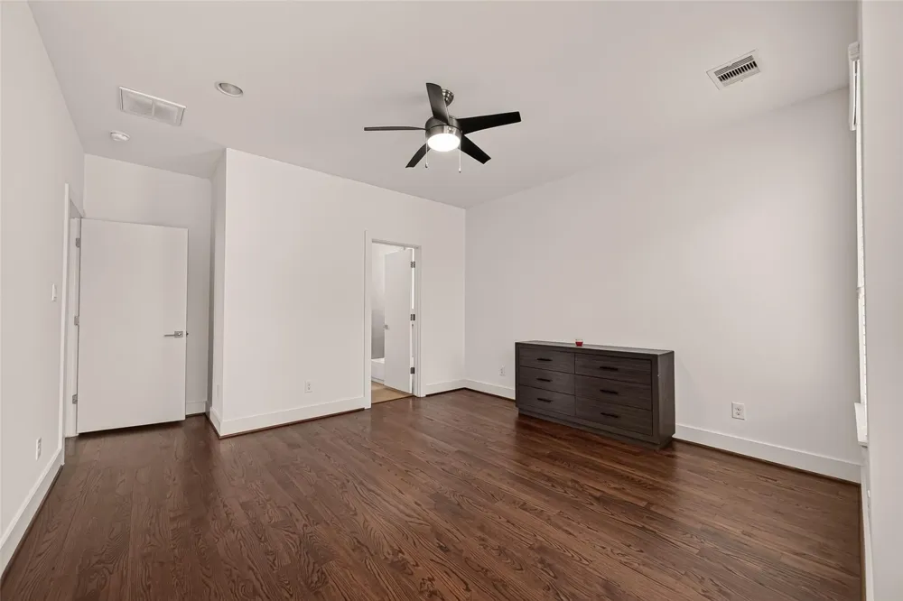 2004 Rosedale Street #C Houston, TX 77004