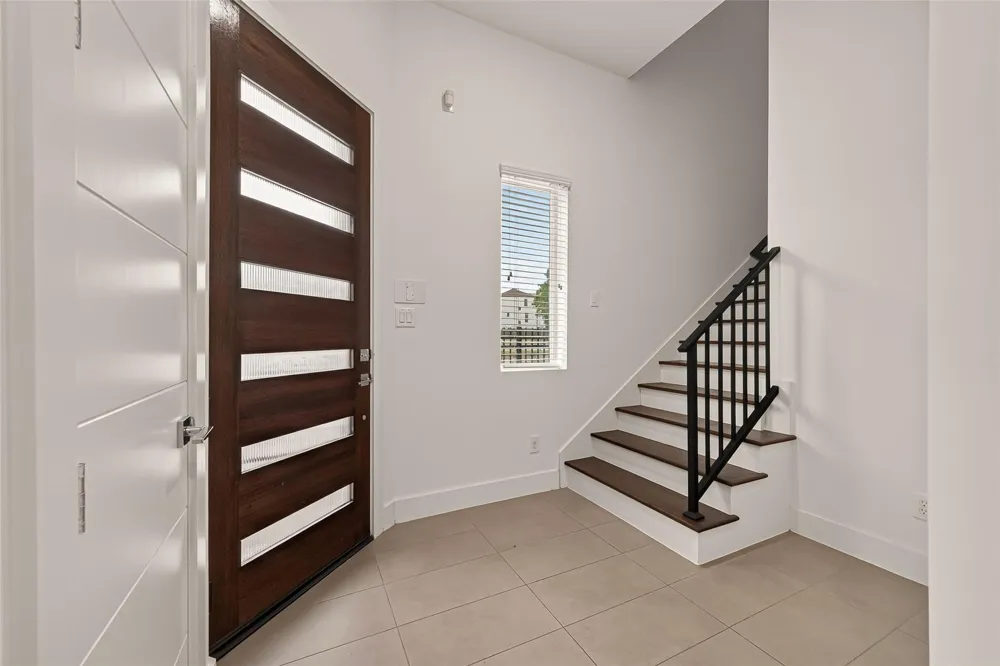 2004 Rosedale Street #C Houston, TX 77004