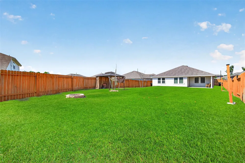 15015 Ashton Meadows Dr New Caney, TX 77357