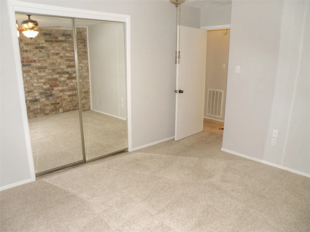 4046 Laura Leigh Drive Friendswood, TX 77546