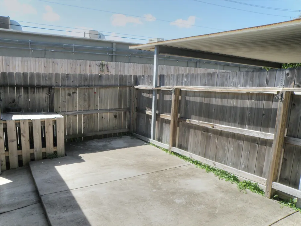 4046 Laura Leigh Drive Friendswood, TX 77546
