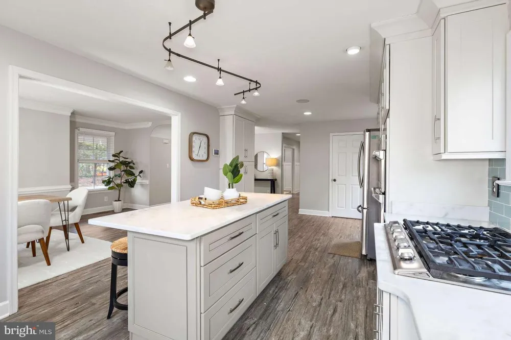 804 CYPRESS AVENUE Virginia Beach, VA 23451