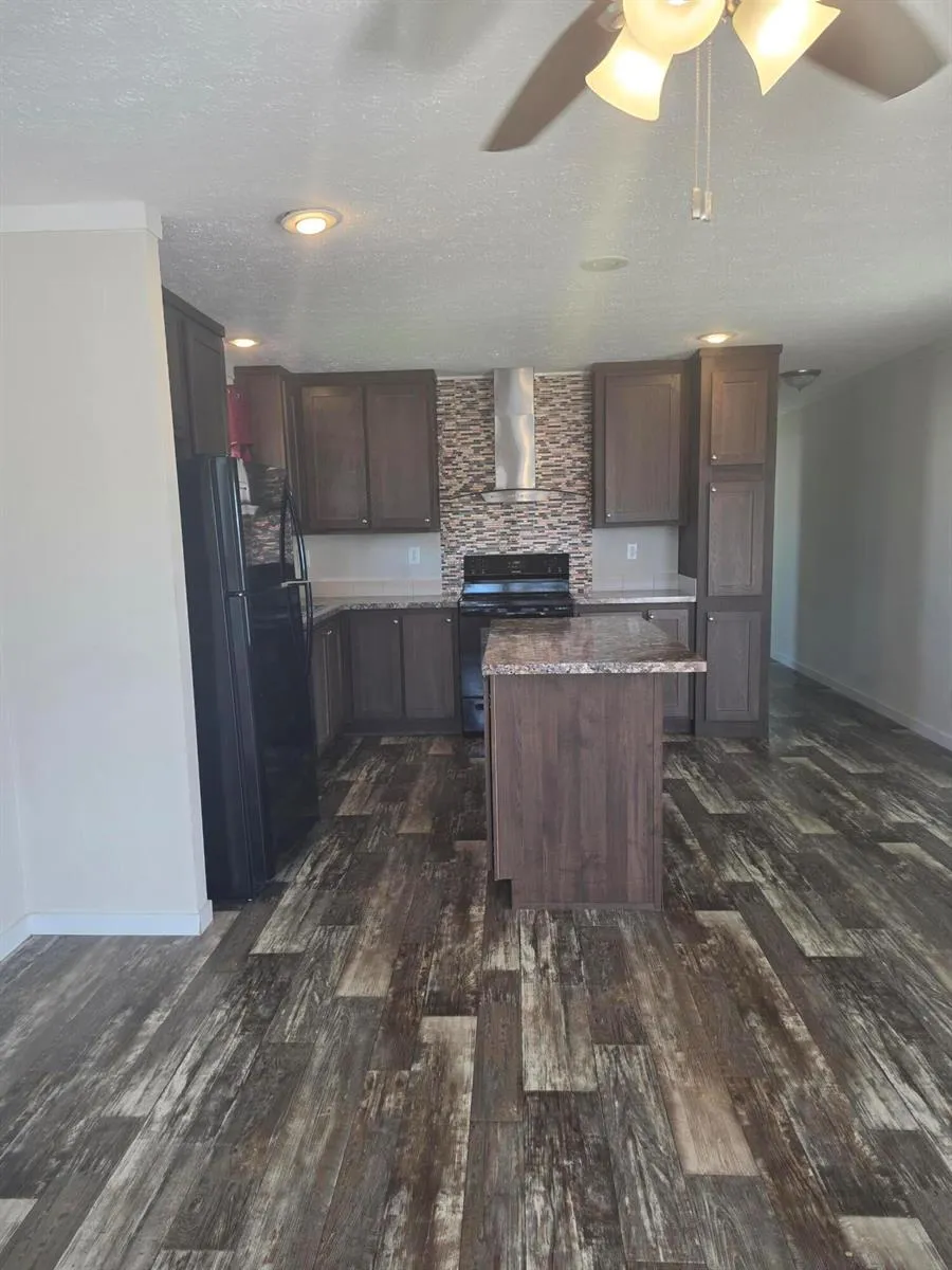 202 Flamingo Avenue Fort Pierce, FL 34982