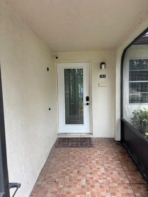 143 S LAKE SUSAN DRIVE S #143 West Palm Beach, FL 33411