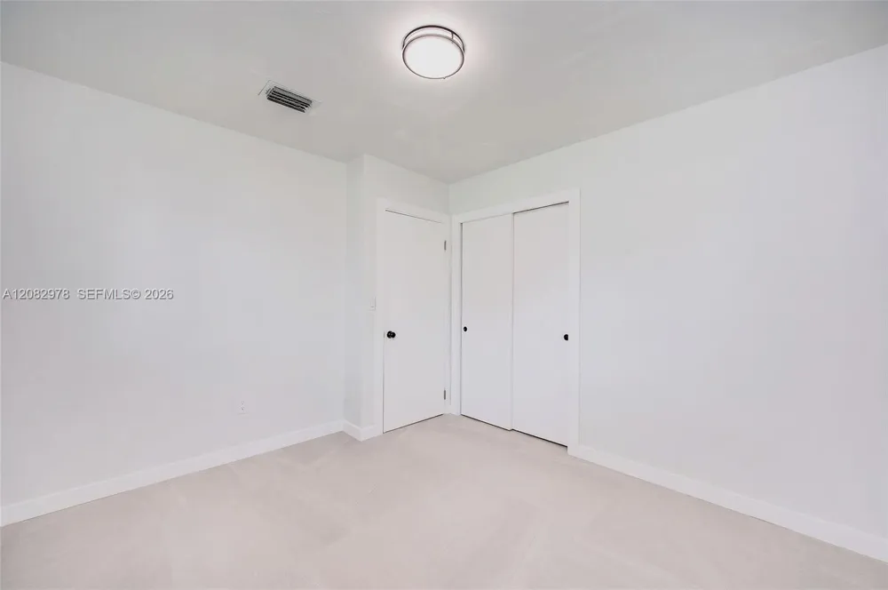 10441 SW 46th Ter Miami, FL 33165