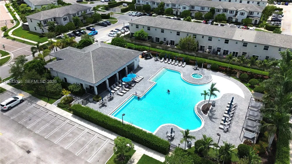 2641 SE 12th St Homestead, FL 33035