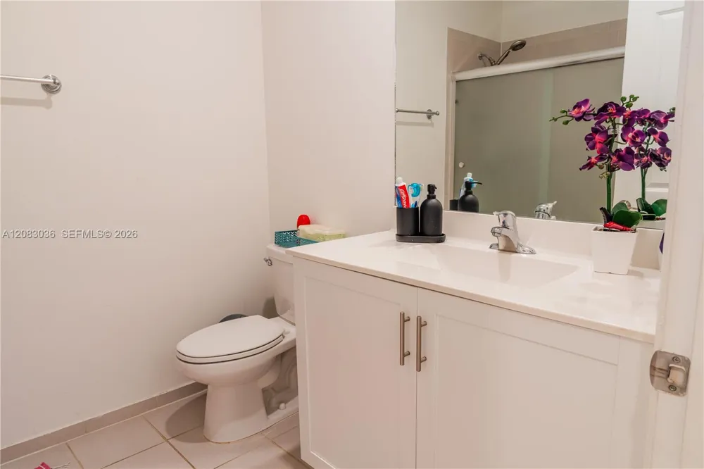 2641 SE 12th St Homestead, FL 33035