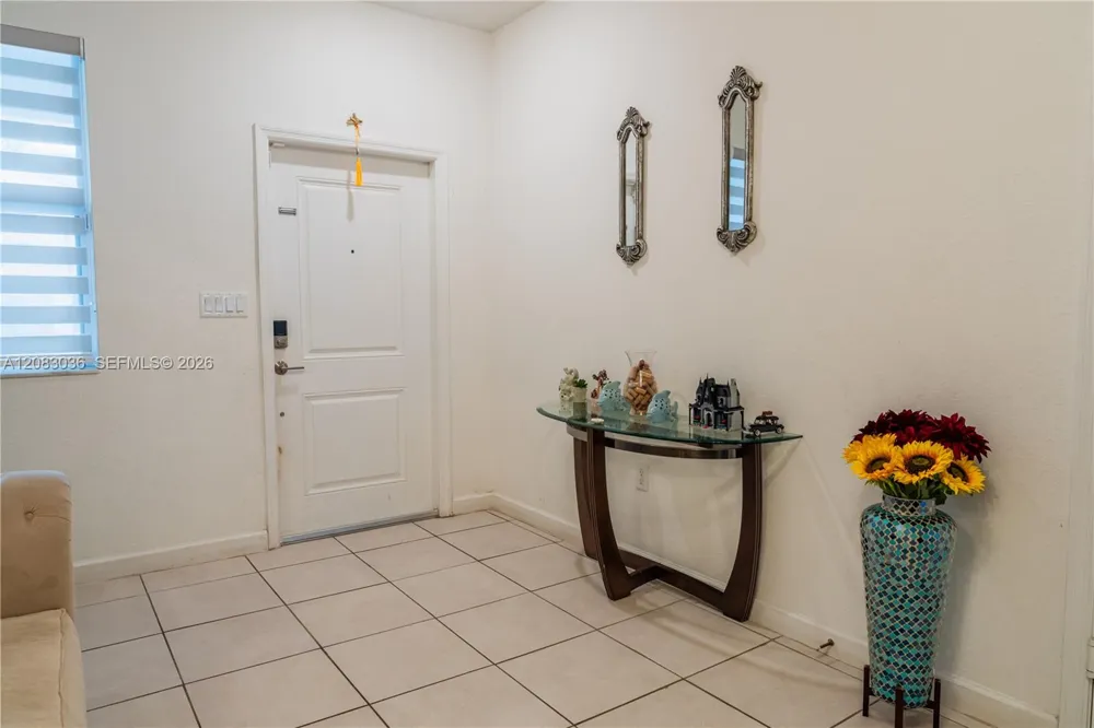 2641 SE 12th St Homestead, FL 33035