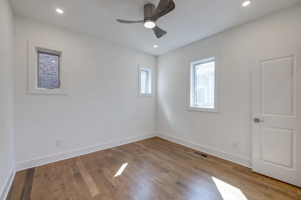 1711 5th Avenue #3 Nashville, TN 37208