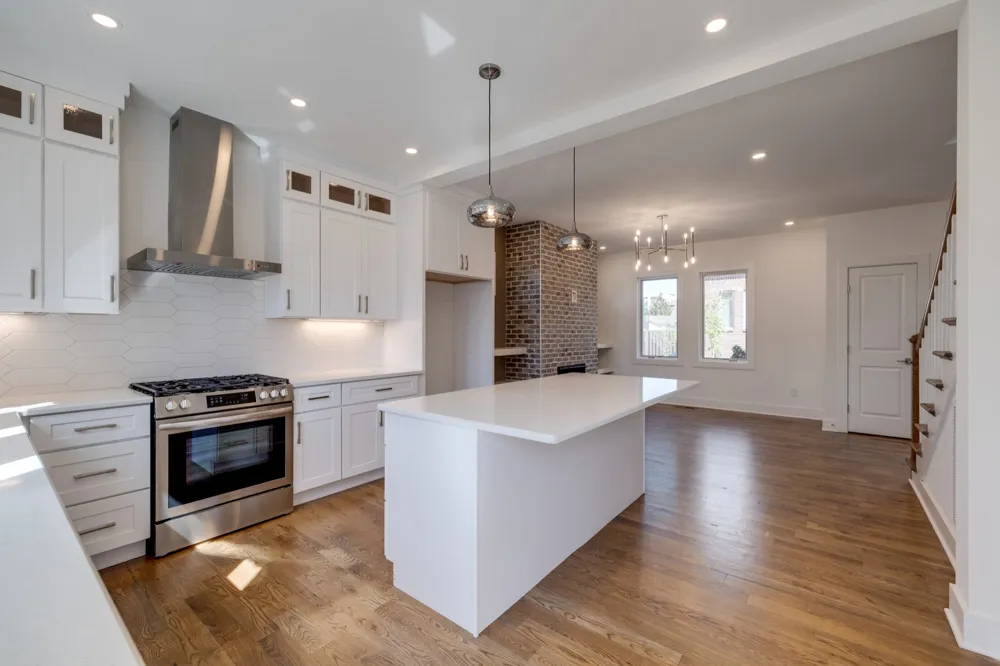 1711 5th Avenue #3 Nashville, TN 37208