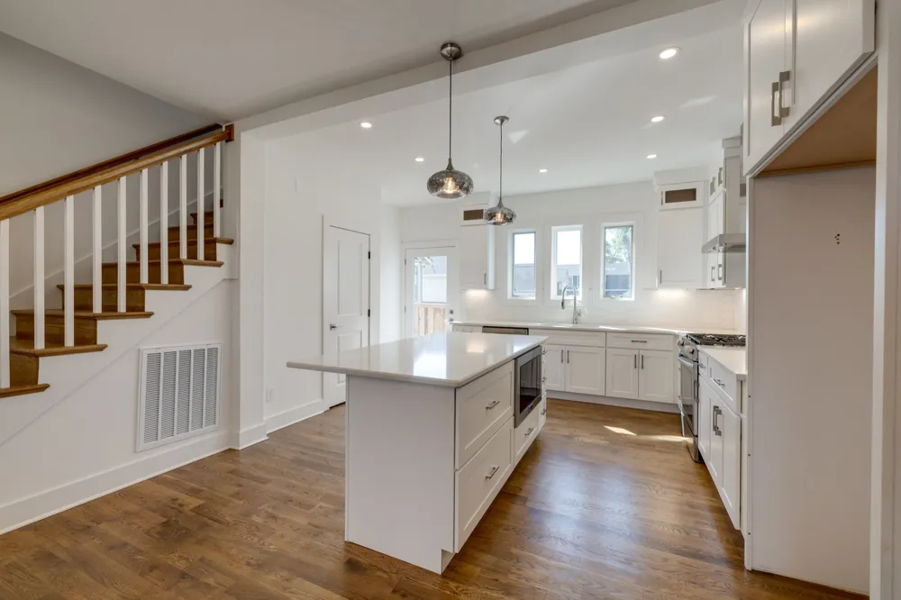 1711 5th Avenue #3 Nashville, TN 37208