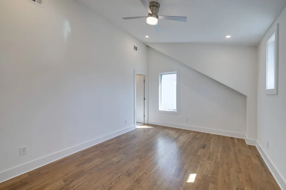 1711 5th Avenue #3 Nashville, TN 37208