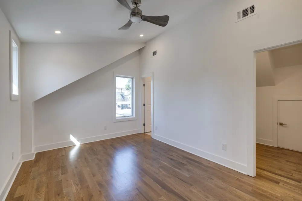 1711 5th Avenue #3 Nashville, TN 37208