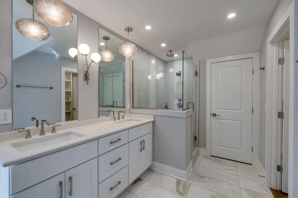 1711 5th Avenue #3 Nashville, TN 37208