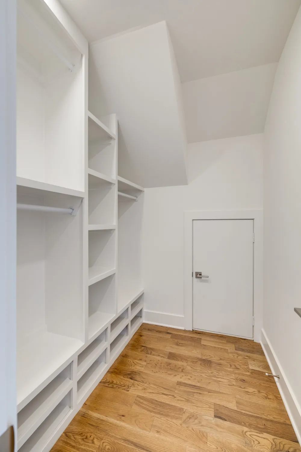 1711 5th Avenue #3 Nashville, TN 37208