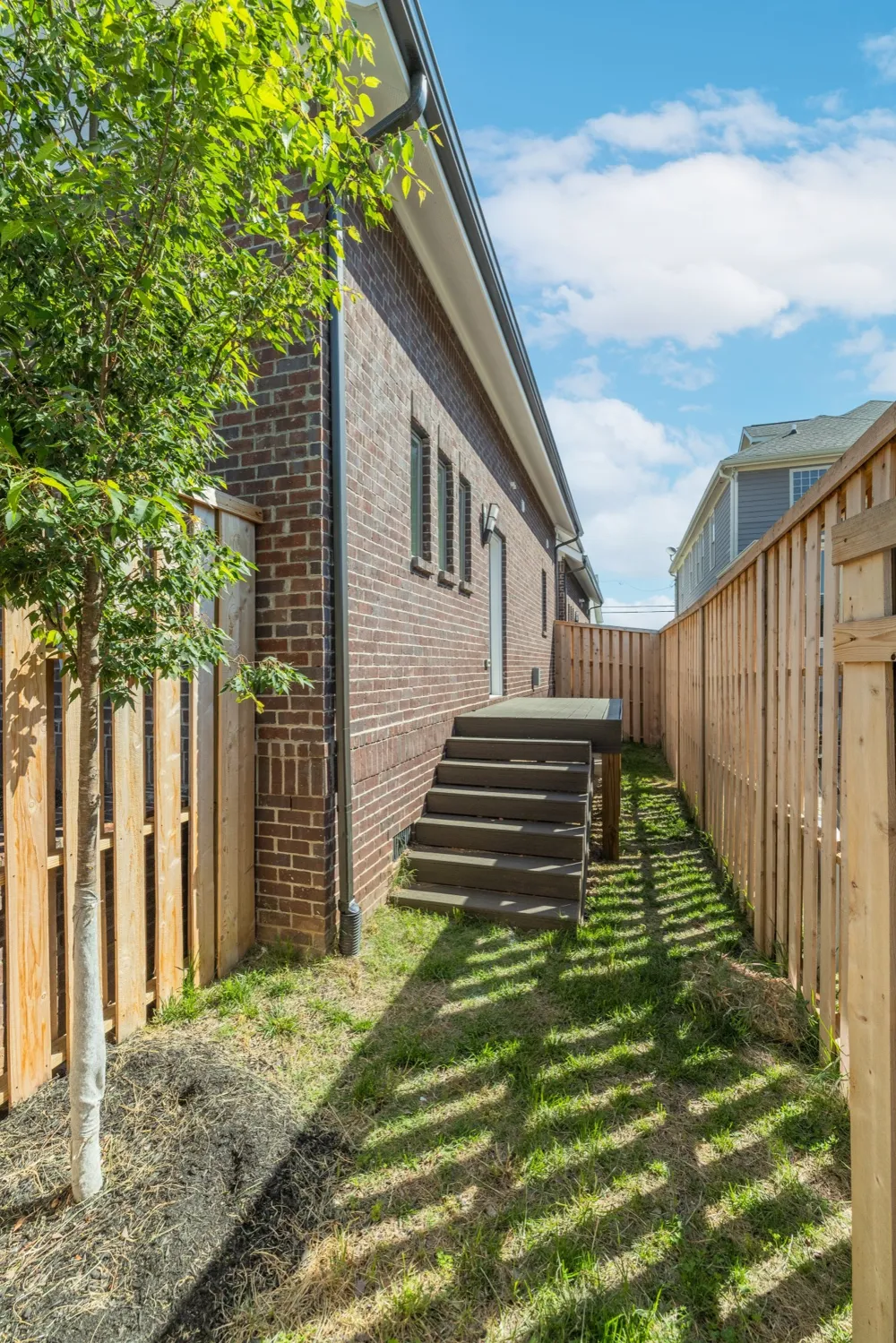 1711 5th Avenue #3 Nashville, TN 37208