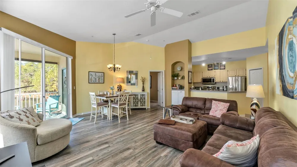 8901 LEGACY COURT #201 Kissimmee, FL 34747