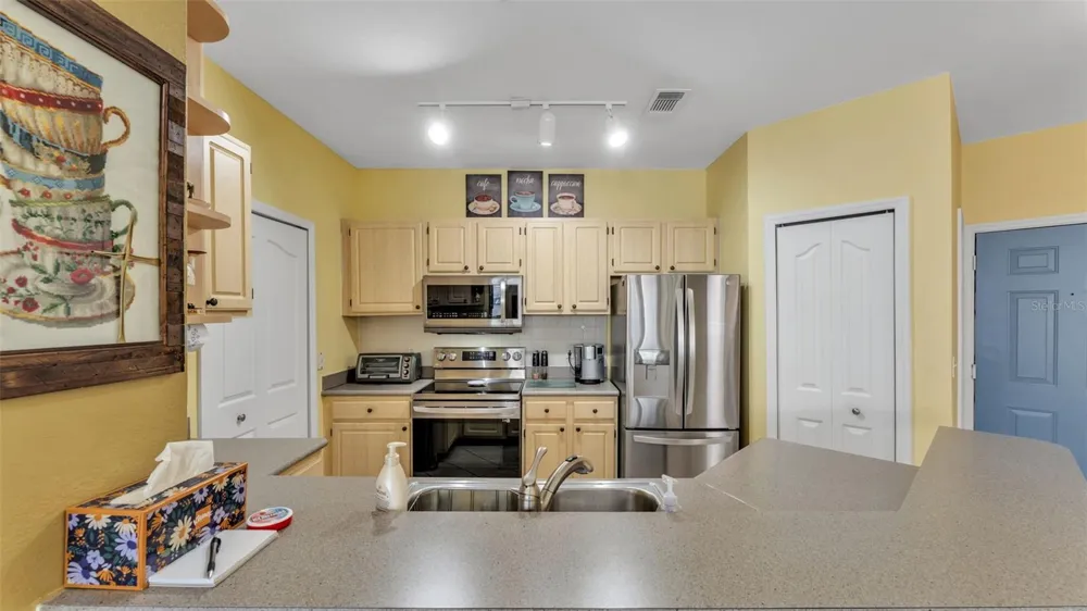 8901 LEGACY COURT #201 Kissimmee, FL 34747