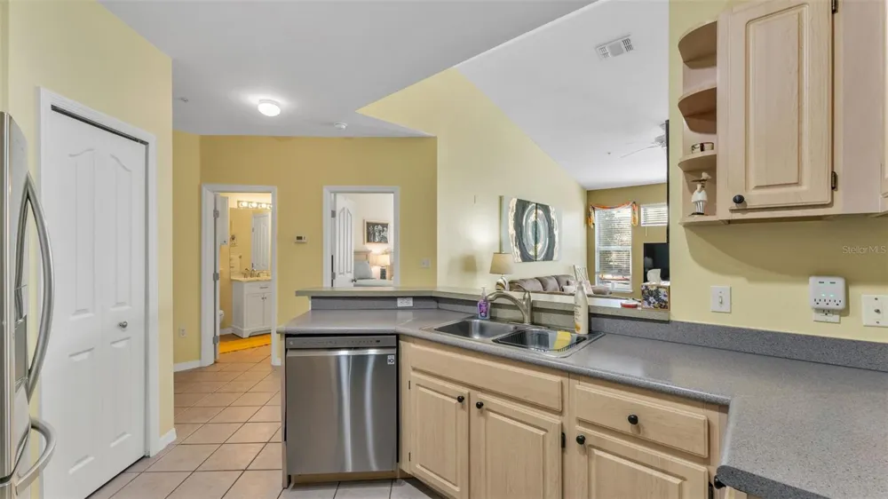 8901 LEGACY COURT #201 Kissimmee, FL 34747