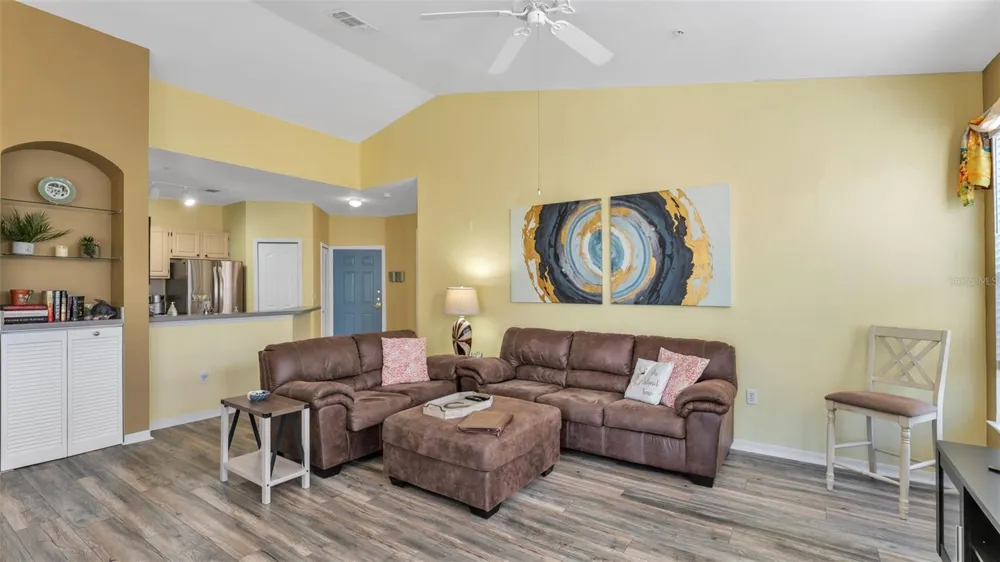 8901 LEGACY COURT #201 Kissimmee, FL 34747
